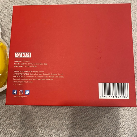 PopMart Bobo & Coco Lemon Bee Bag Limited Edition - Picture 3 of 3